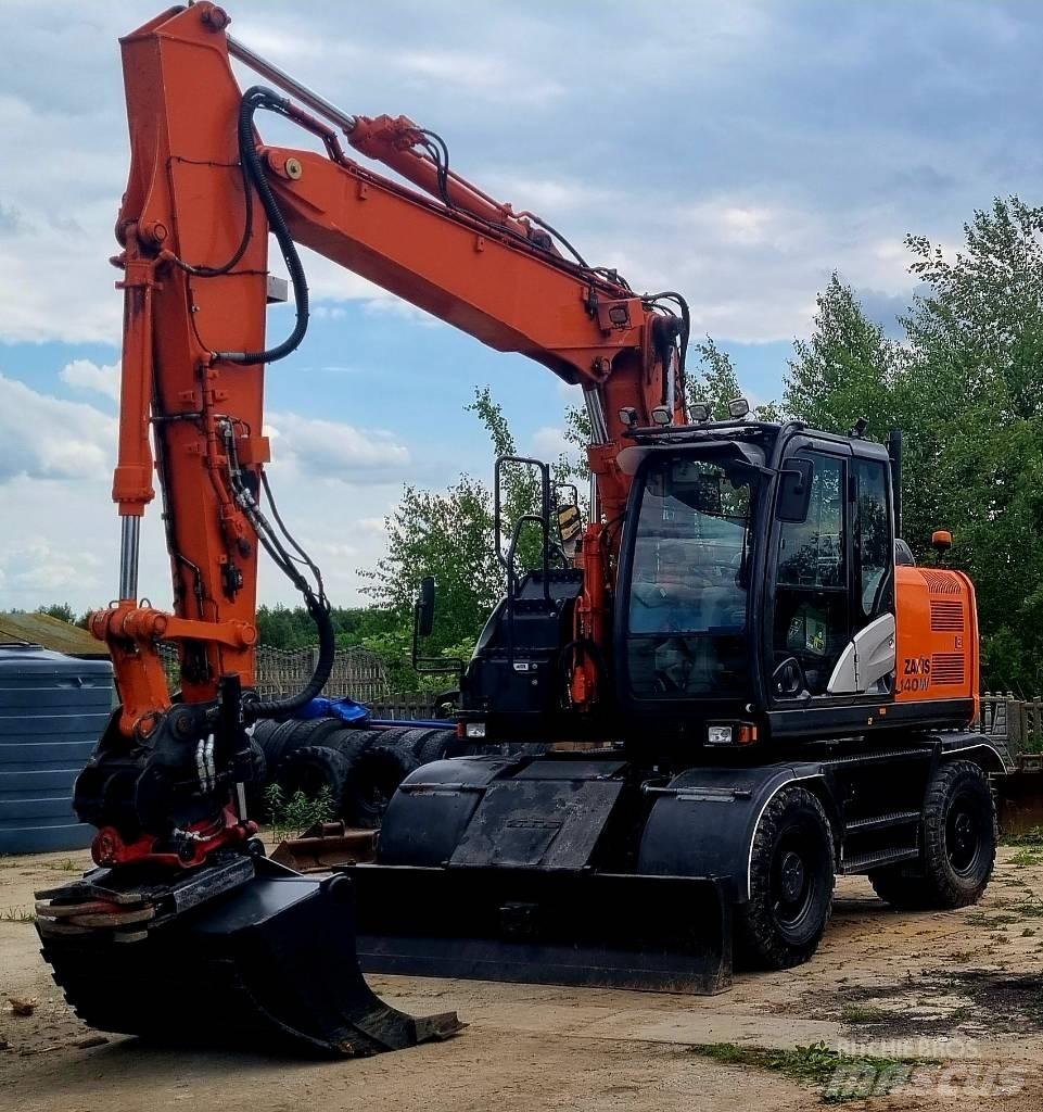 Hitachi 140W Wielgraafmachines