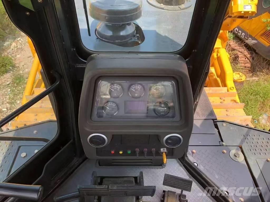Shantui SD 22 Rupsdozers