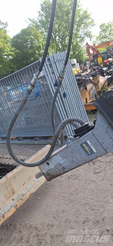 Epiroc EC 50 Hamers en brekers