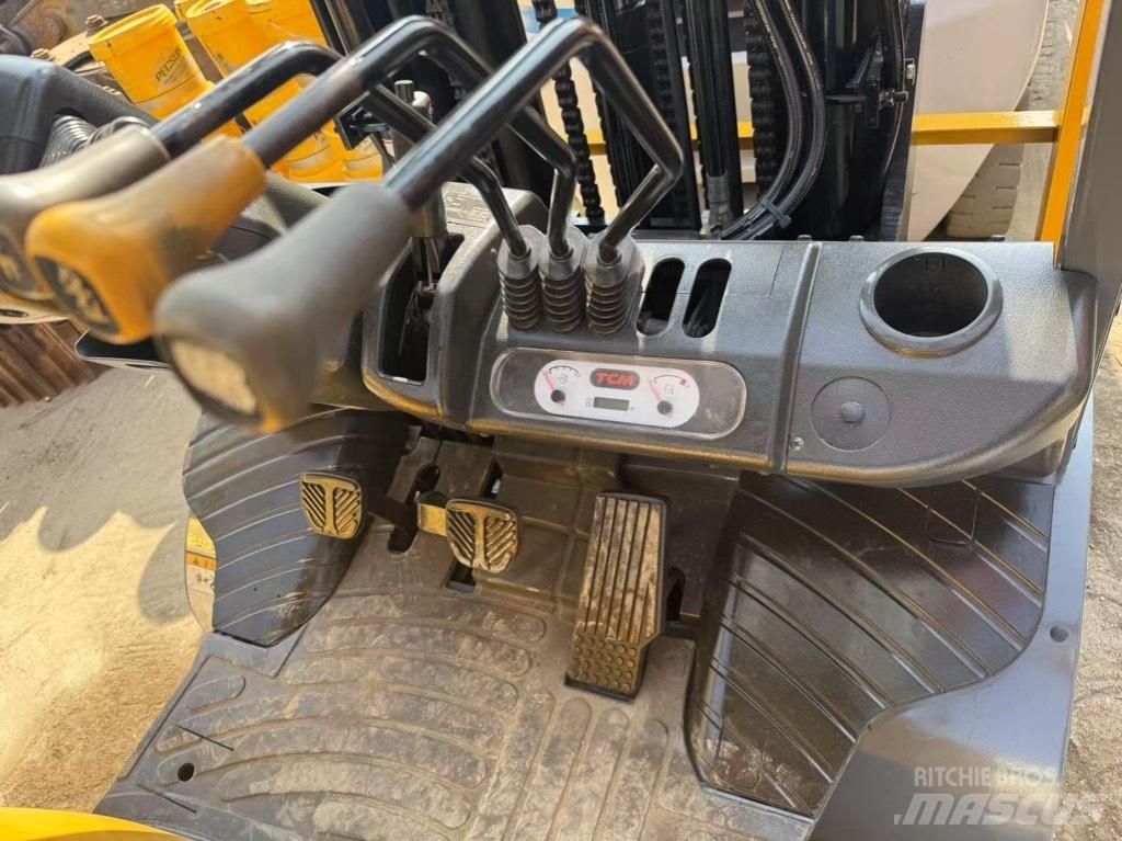 TCM FD 25 Diesel heftrucks