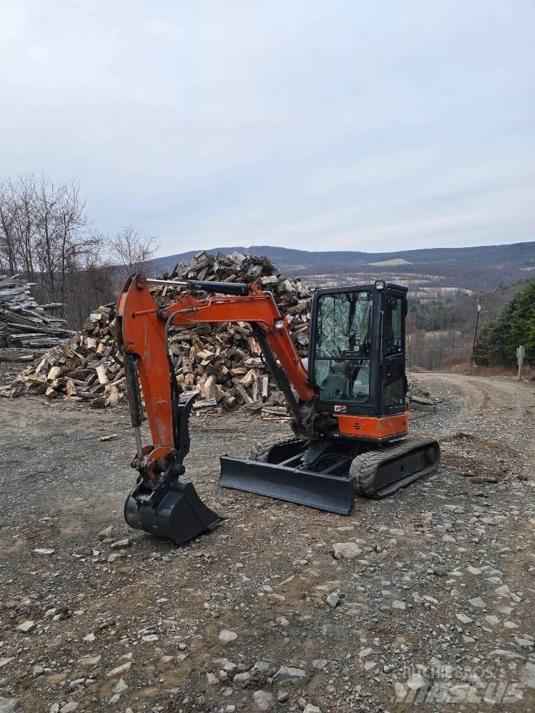 Hitachi ZX35 Minigraafmachines < 7t