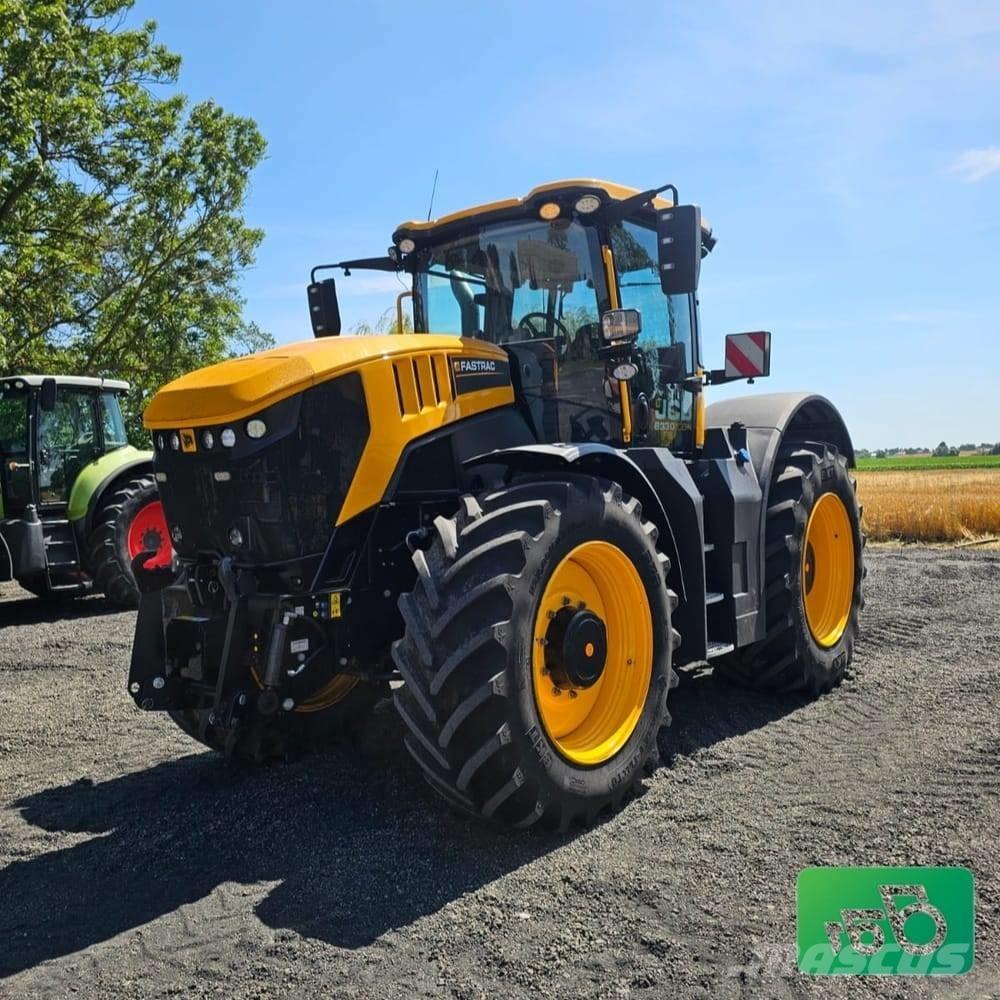 JCB FASTRAC 8330 Tractoren
