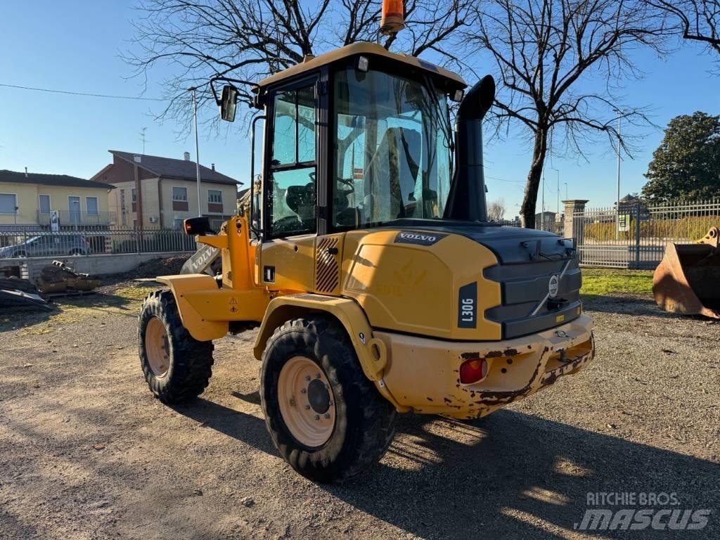 Volvo L 30 G Wielladers