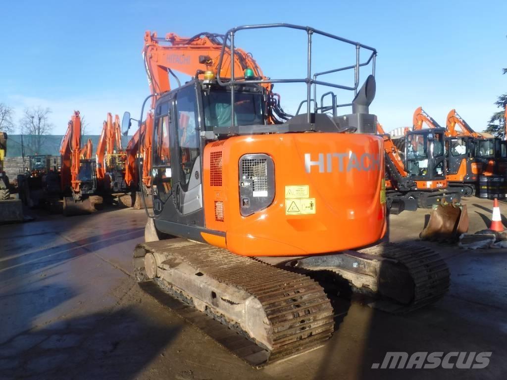 Hitachi ZX 135 US-6 Rupsgraafmachines