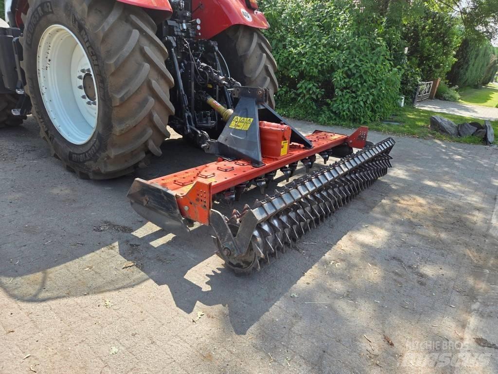 Compact mod. 3000 Rotorkopeggen / rototillers
