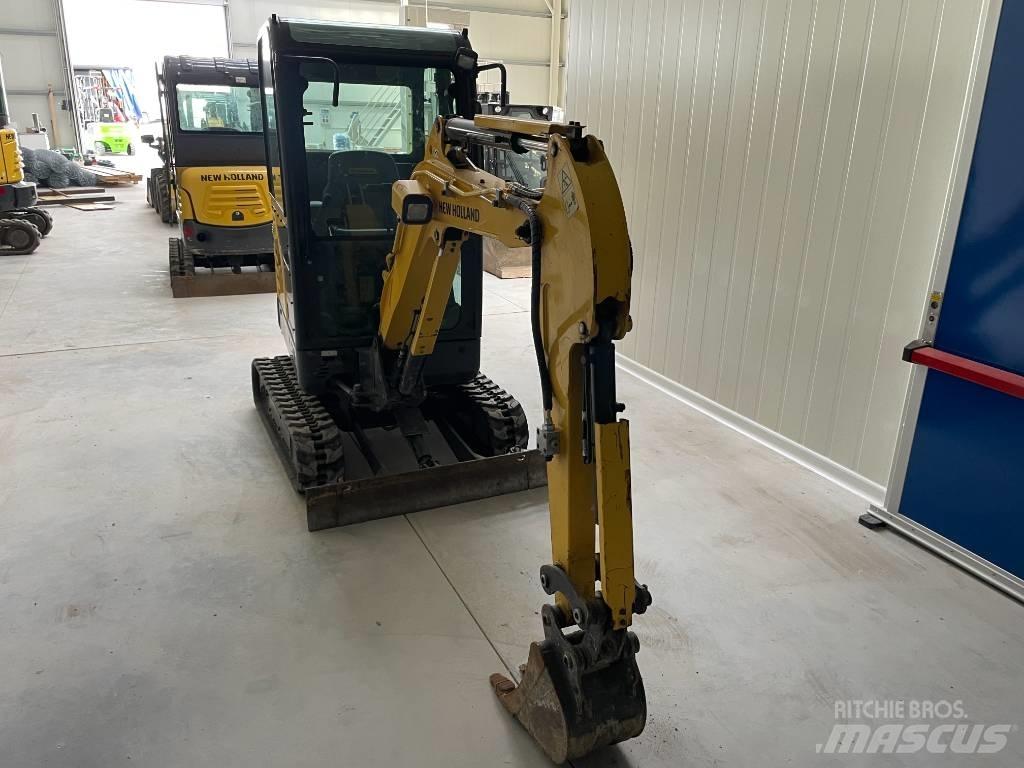 New Holland E 18 C Minigraafmachines < 7t