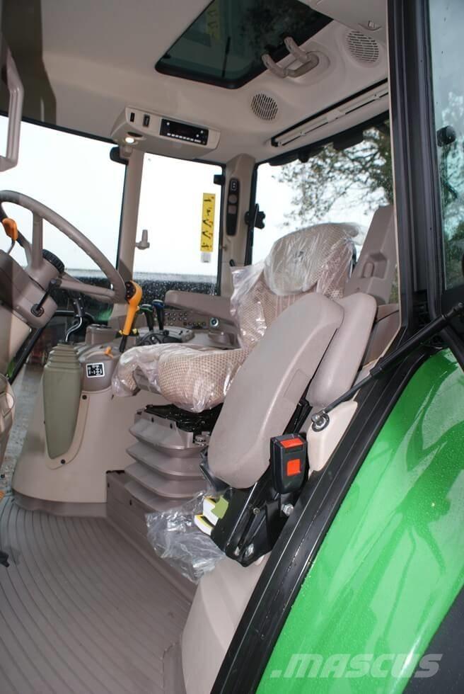 John Deere 6120 M Tractoren