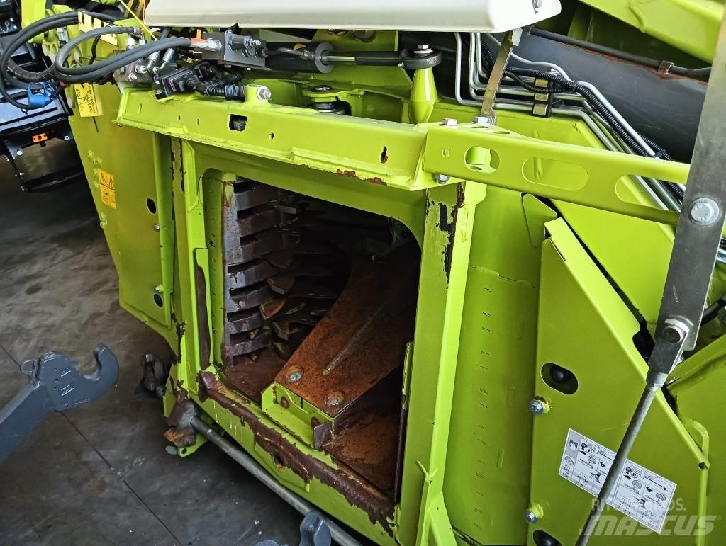 CLAAS Orbis 750 Zelfrijdende veldhakselaars