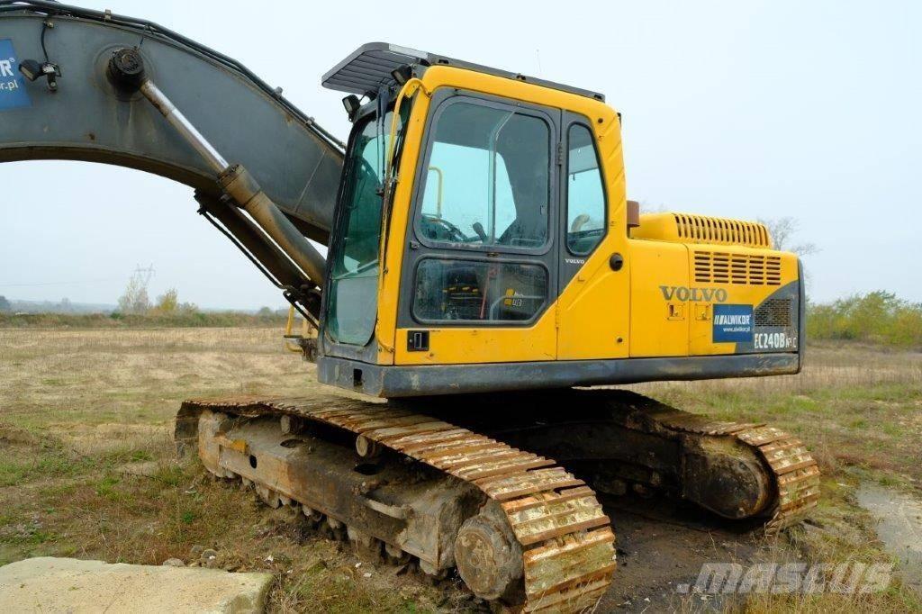 Volvo EC 240 kabina Cabine en interieur