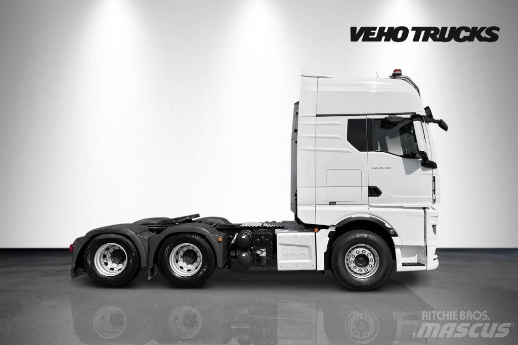 MAN TGX 28.510 6x2 Trekkers