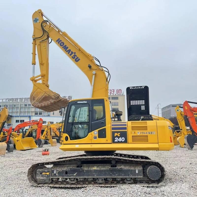 Komatsu PC 240 Rupsgraafmachines