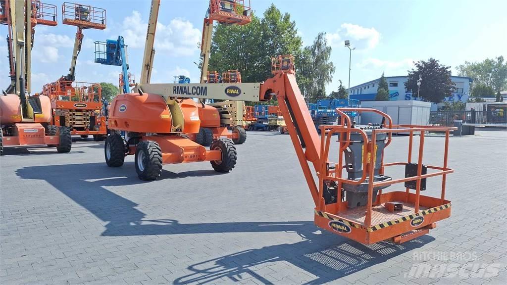 JLG 460SJ Telescoophoogwerkers
