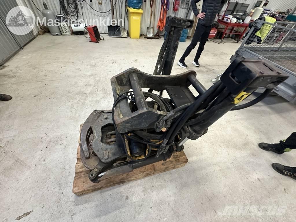 Engcon EC 226 Rotators