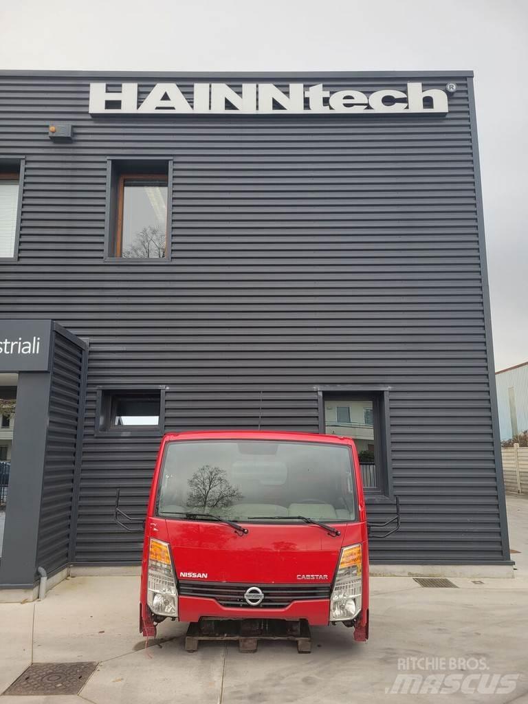 Nissan Cabstar Cabine en interieur