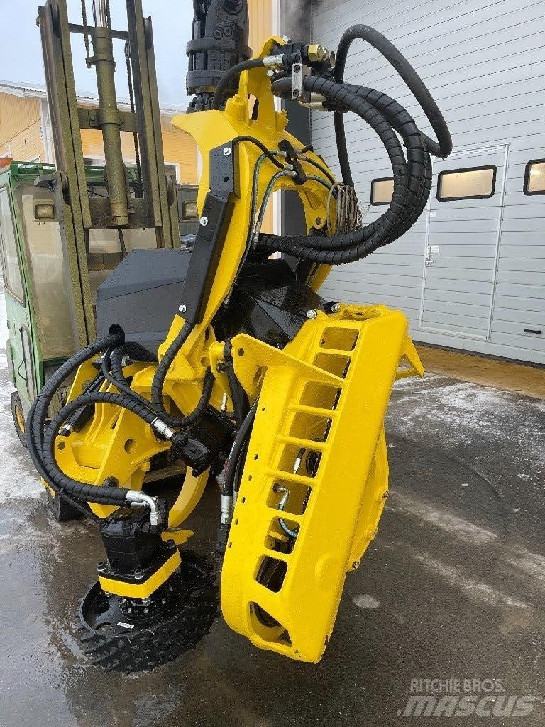 John Deere 758HD Boomvelkoppen