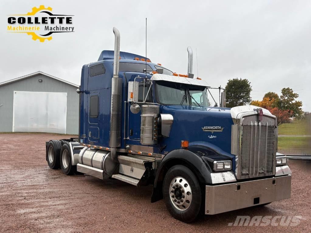 Kenworth W 900 Trekkers