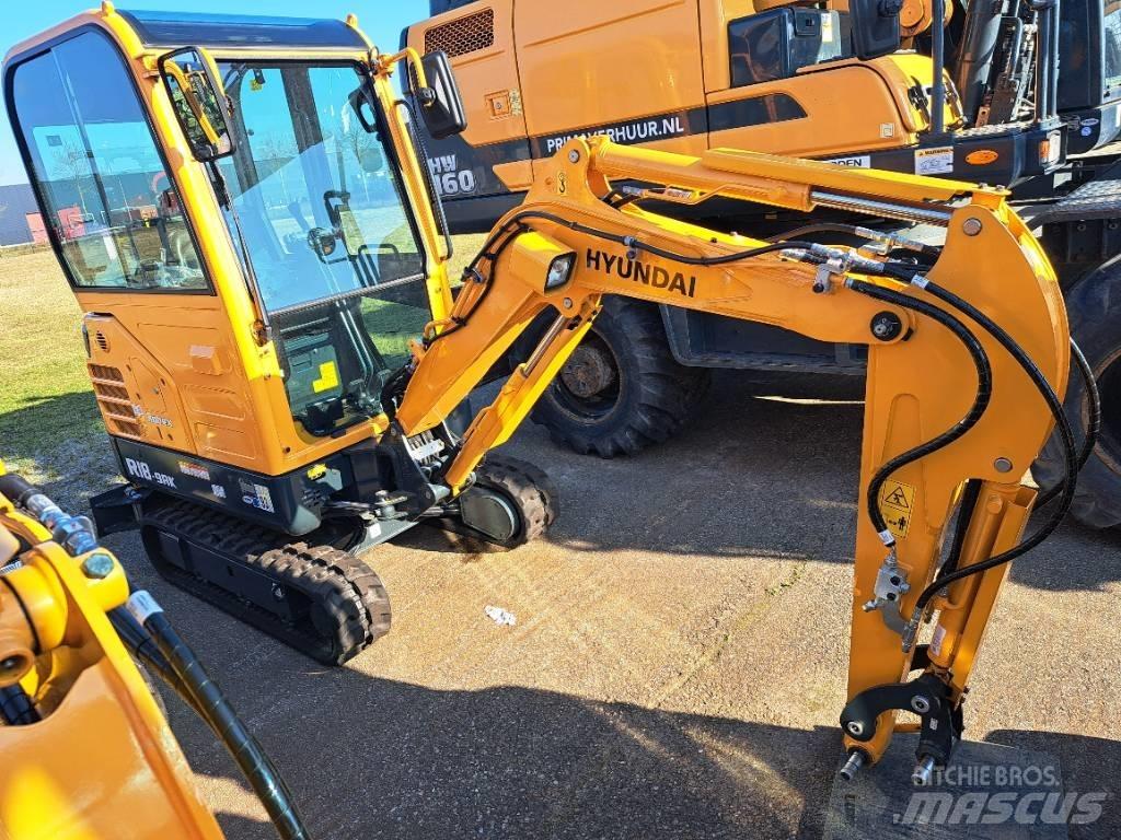 Hyundai R18-9AK Minigraafmachines < 7t