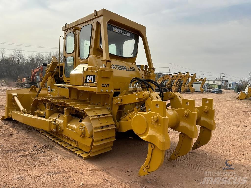 CAT D7G Rupsdozers