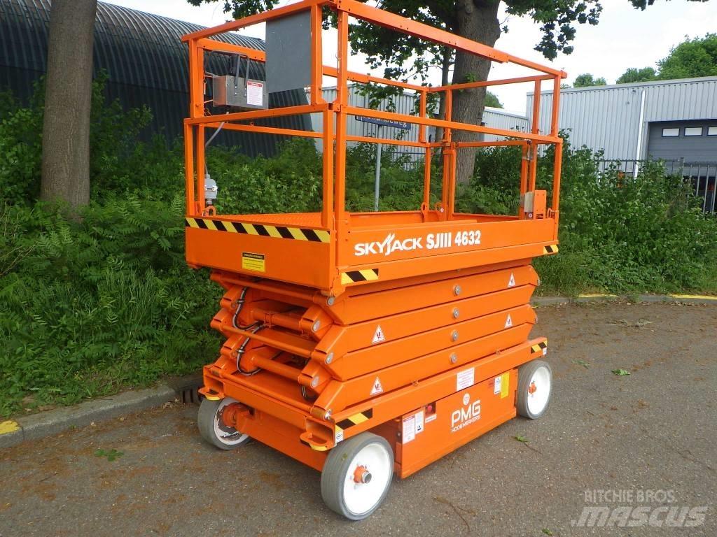 SkyJack SJ4632 Schaarhoogwerkers