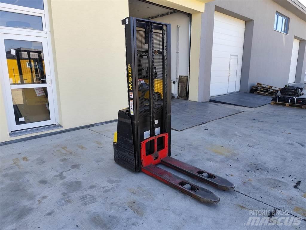 Hyster S1.0E Stapelaar meeloop