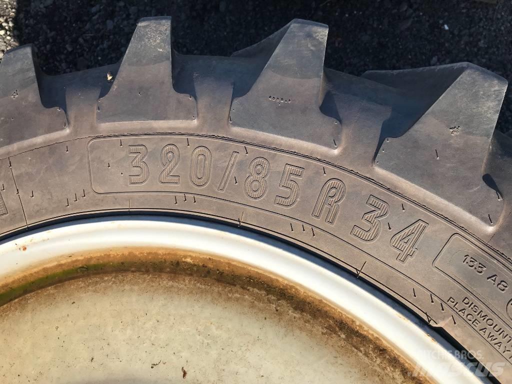  Misc Row Crop Welded Banden, wielen en velgen
