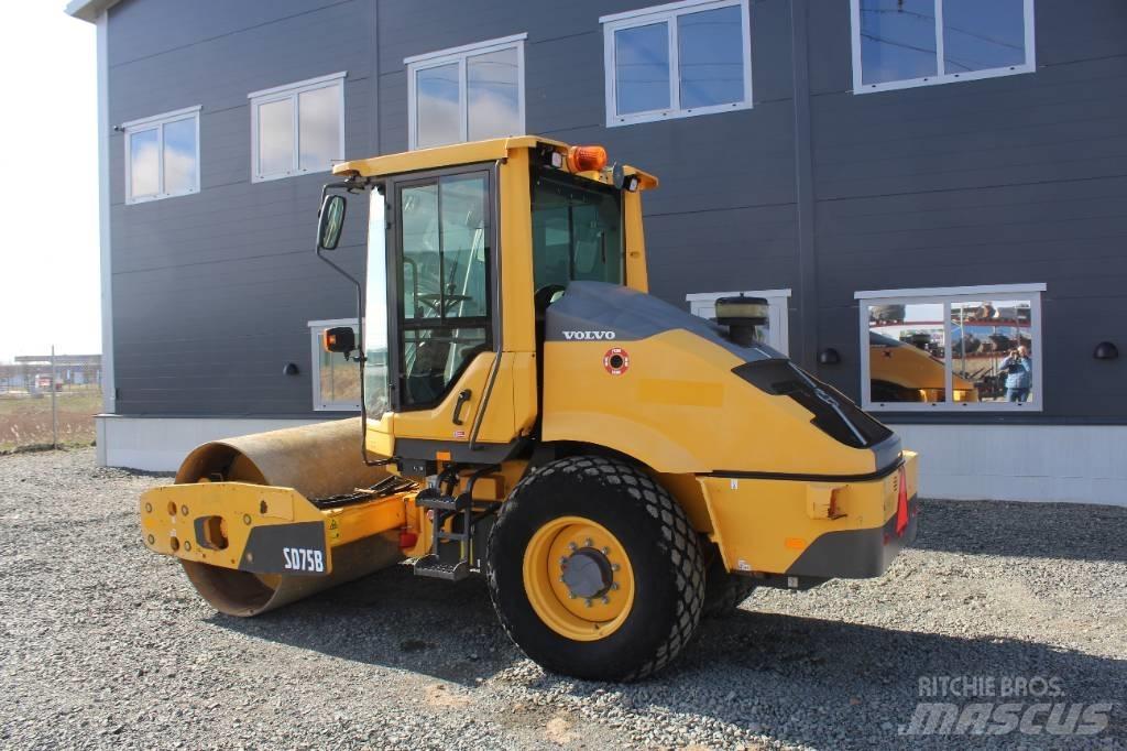 Volvo SD 75 B Trilrolwalsen