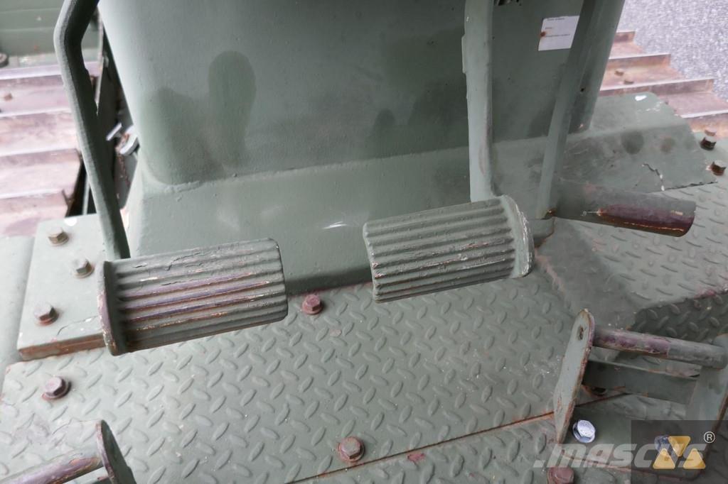 CAT D7G Ex-army Rupsdozers