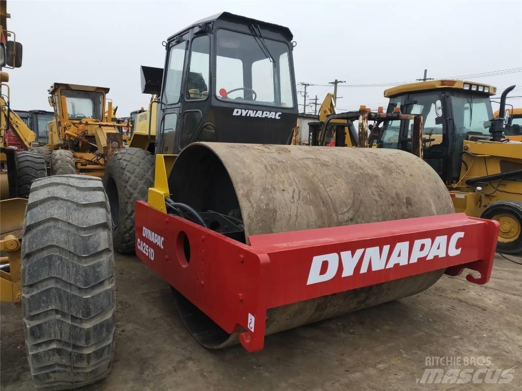 Dynapac CA251D Trilrolwalsen