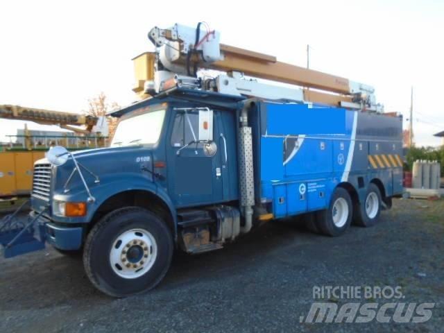 International F 4900 Auto hoogwerkers