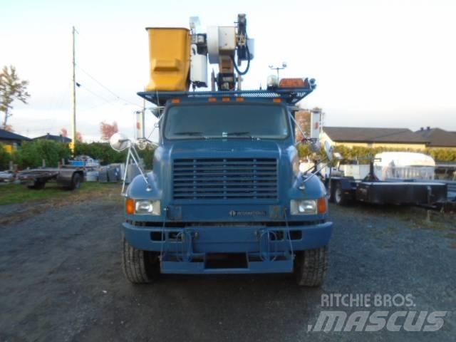 International F 4900 Auto hoogwerkers