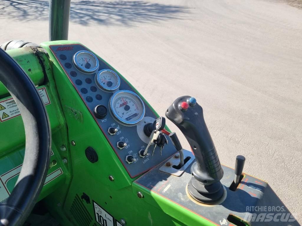Avant 528 Miniladers