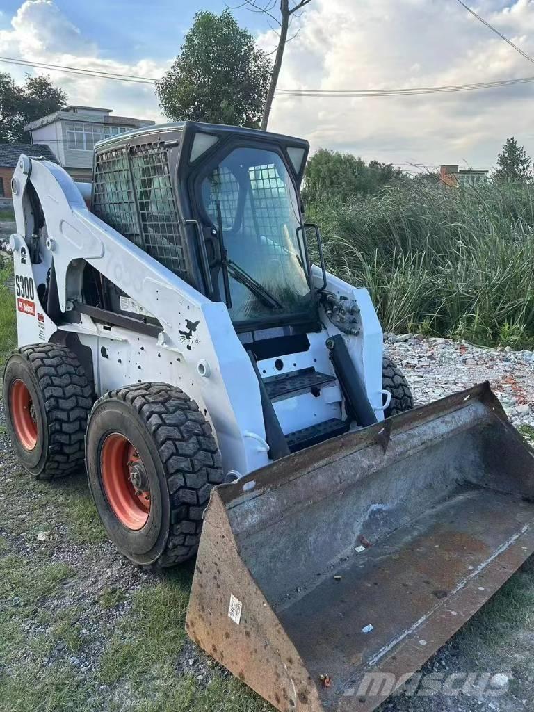 Bobcat S 300 Schrankladers
