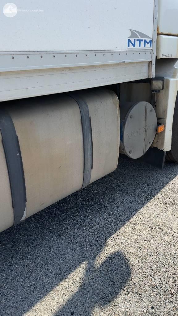 Volvo FM 480 Bakwagens met gesloten opbouw
