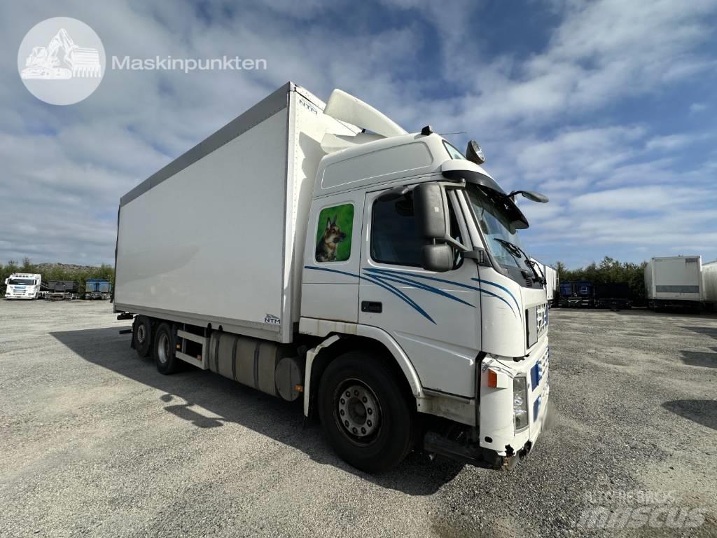 Volvo FM 480 Bakwagens met gesloten opbouw