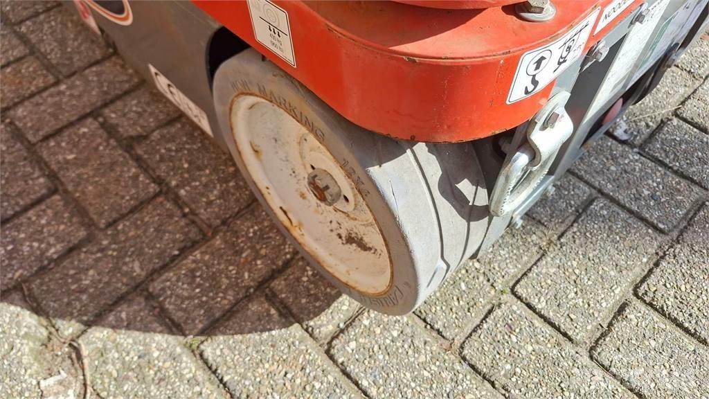 SkyJack SJ12 Andere liften en hoogwerkers