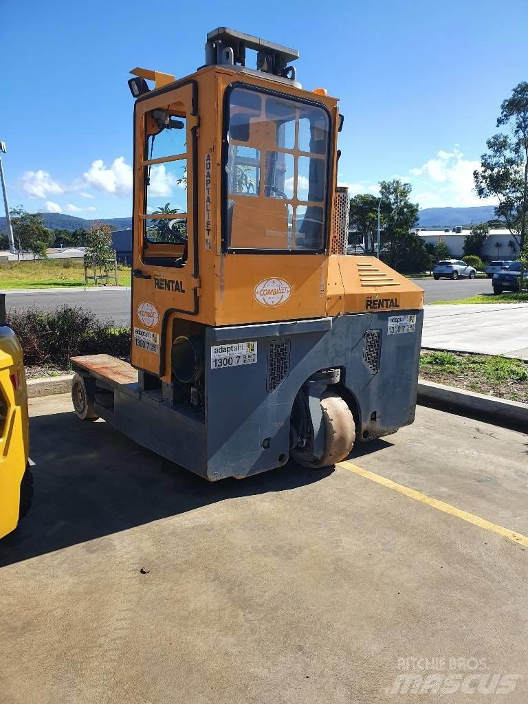 Combilift C3000 Zijlader