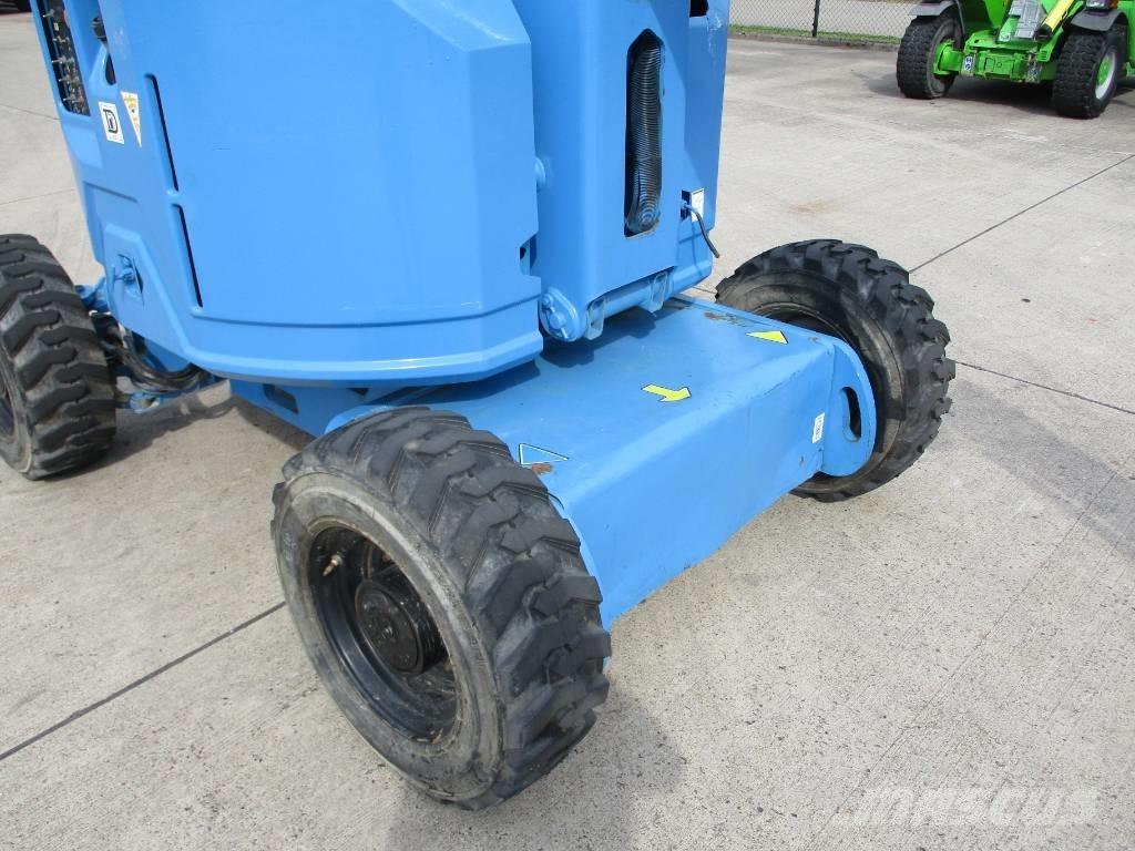 Genie Z34/22 (436) Zelfrijdende knikarm hoogwerker