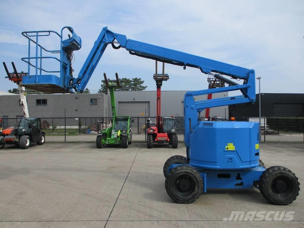 Genie Z34/22 (436) Zelfrijdende knikarm hoogwerker