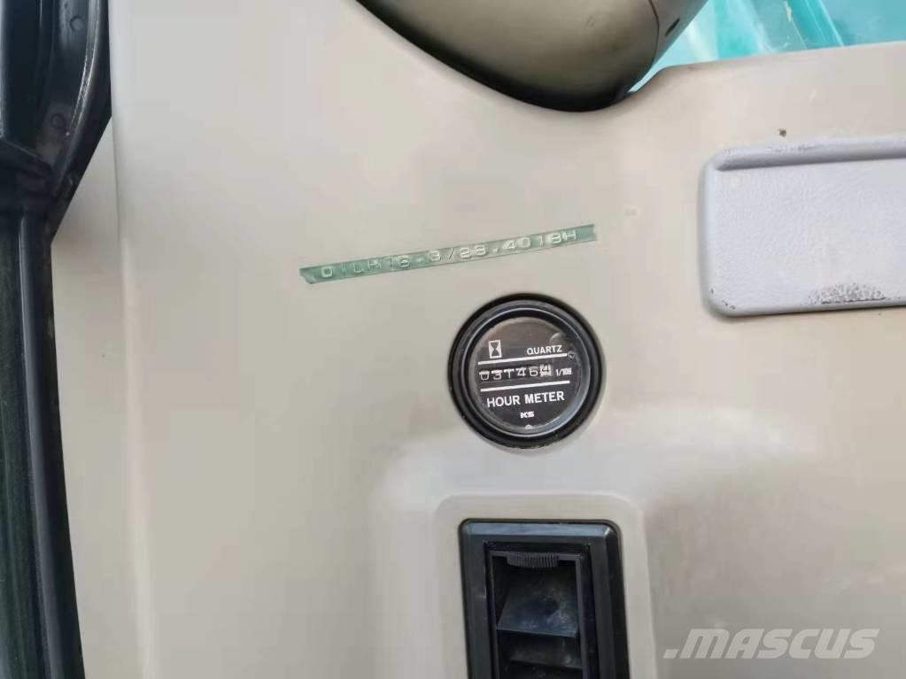 Kobelco SK 135 Rupsgraafmachines