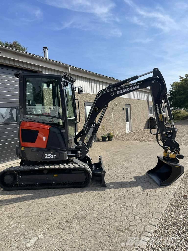 Eurocomach 25 ZT Minigraafmachines < 7t