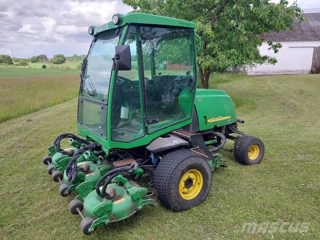 John Deere 3245 C Golfbaanmaaiers