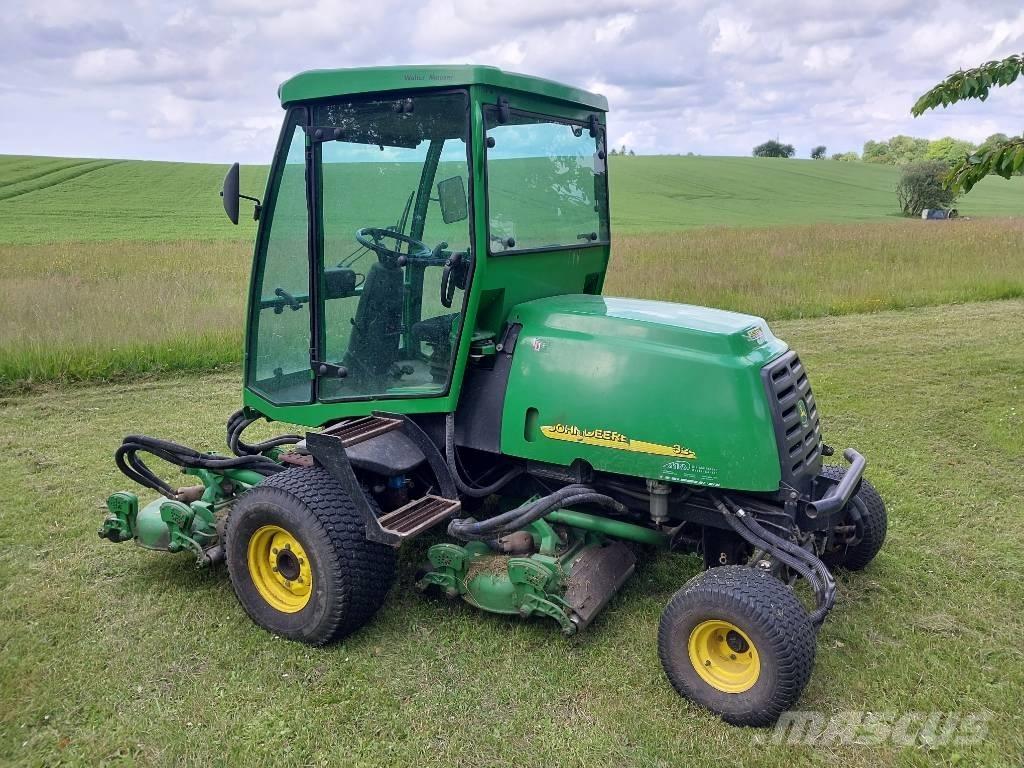 John Deere 3245 C Golfbaanmaaiers