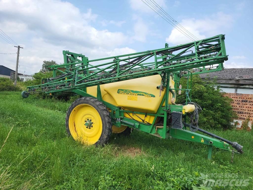 John Deere 732 Getrokken spuitmachines