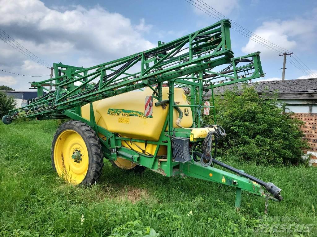 John Deere 732 Getrokken spuitmachines