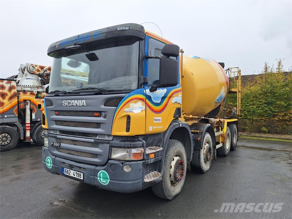 Scania P 380 CB8X4 Chassis met cabine
