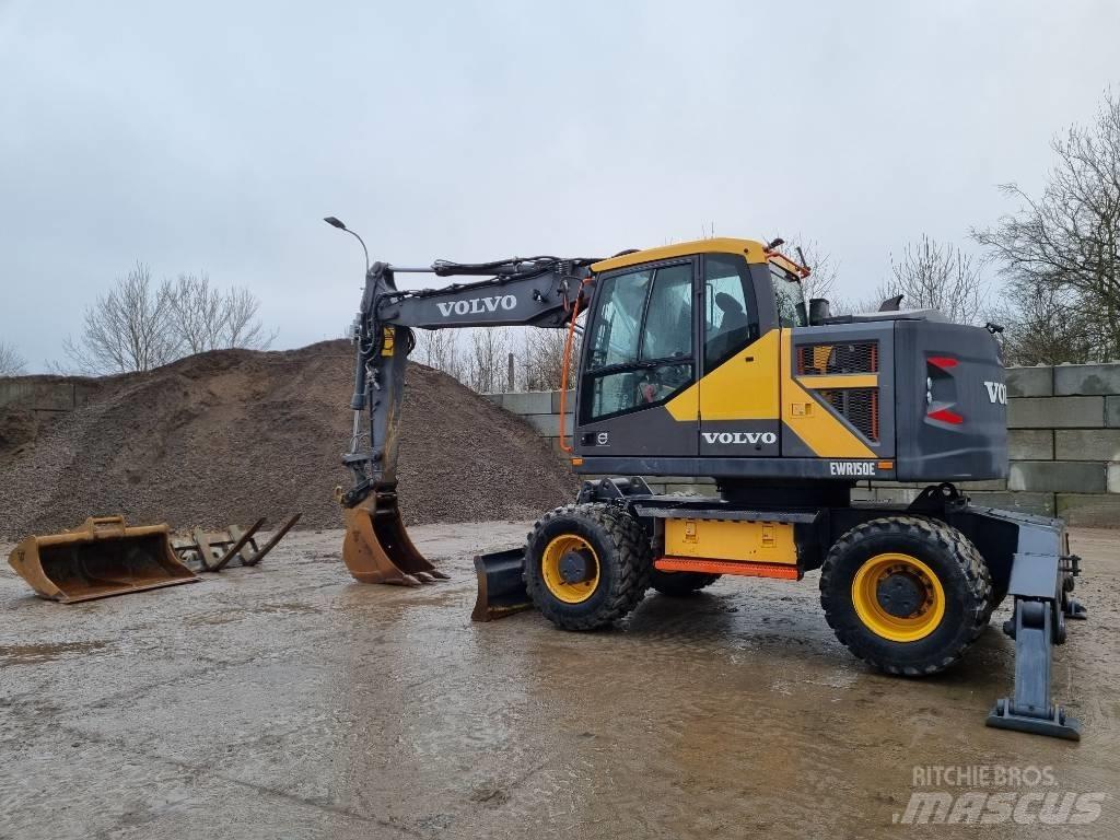 Volvo EWR 150 E Wielgraafmachines