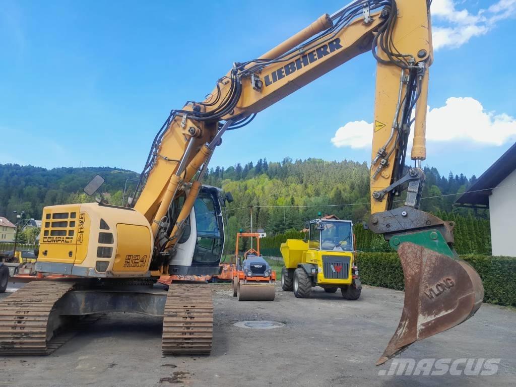 Liebherr R 924 Rupsgraafmachines