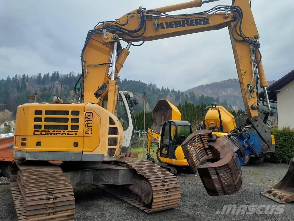 Liebherr R 924 Rupsgraafmachines