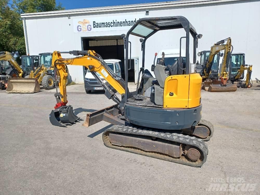 Bobcat E 26 Minigraafmachines < 7t