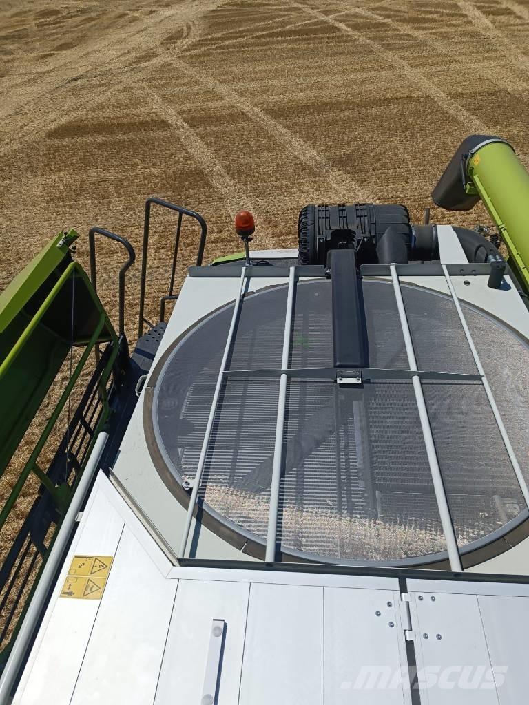 CLAAS Lexion 8700 Maaidorsmachines